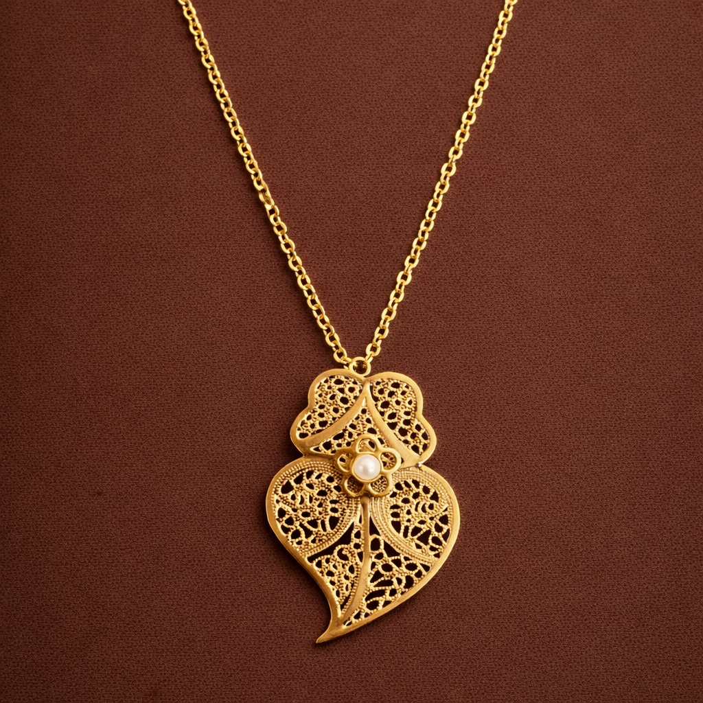 Colar Coração de Viana Dourado