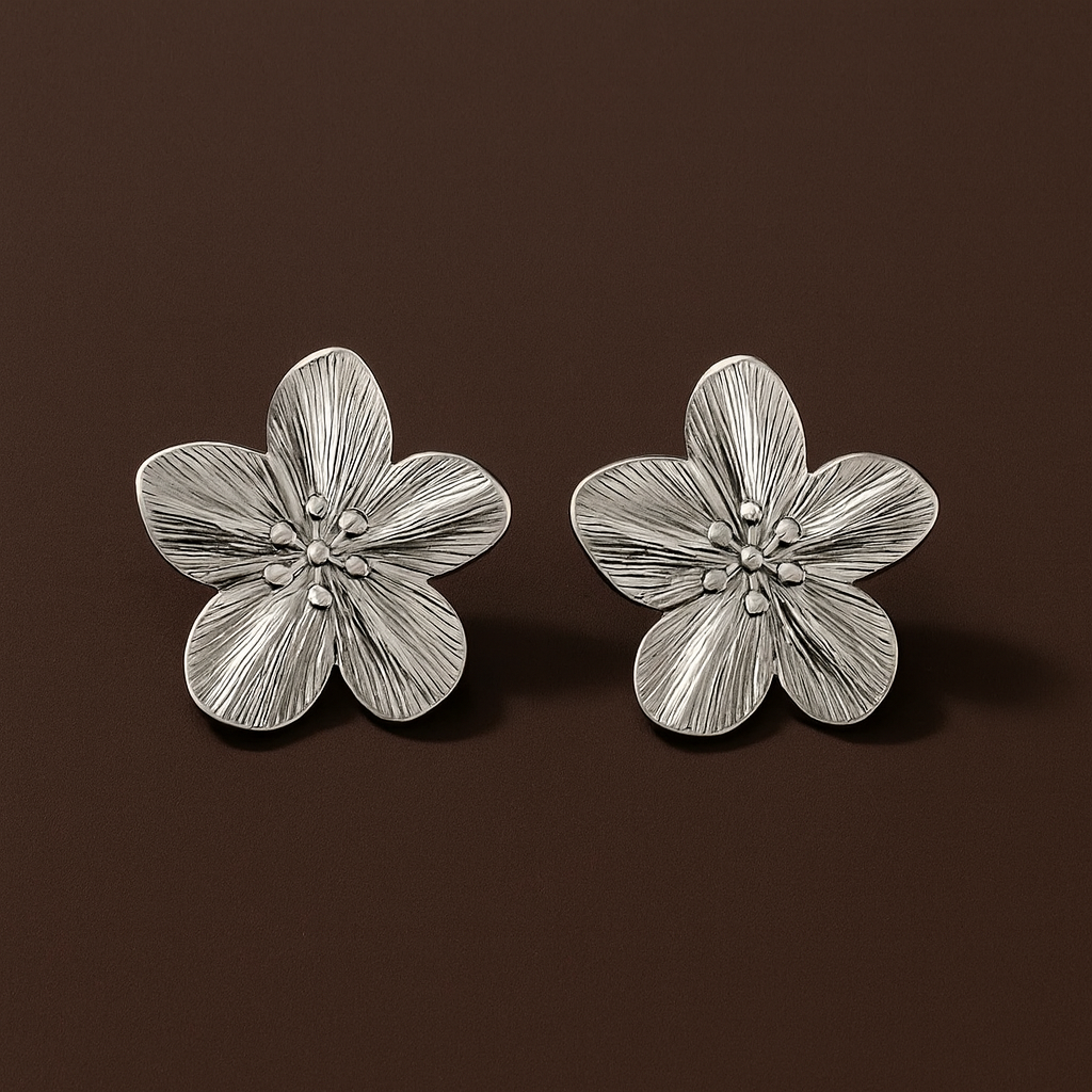 Brincos Prateados Flor Texturizada