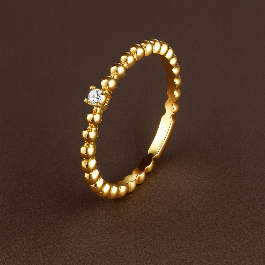 Anel Dourado com Zircónia Branca