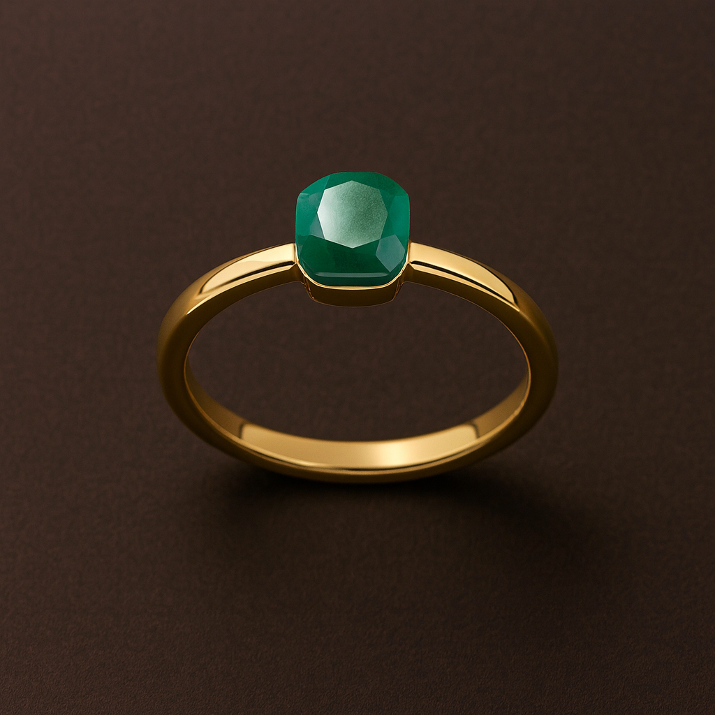 Anel Dourado com Pedra Natural - Onix Verde